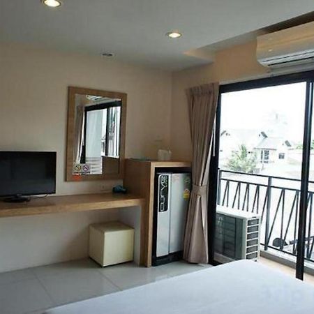 T5 Suites Pattaya Esterno foto