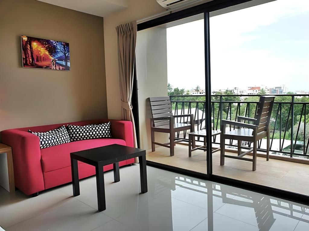 T5 Suites Pattaya Esterno foto