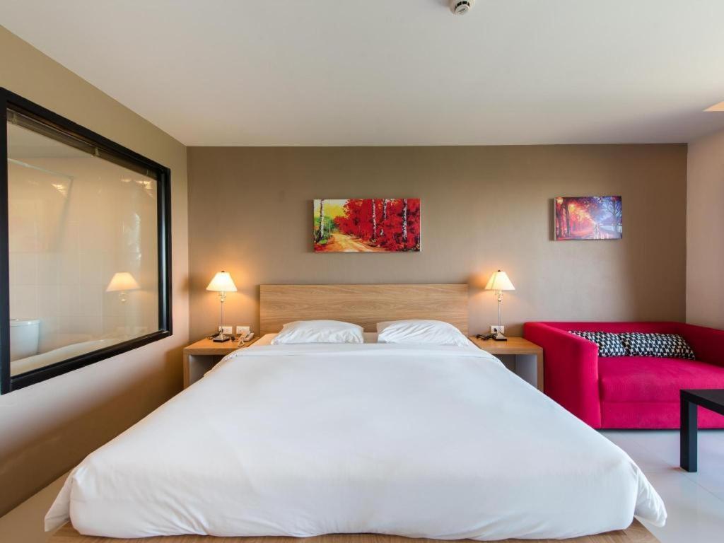 T5 Suites Pattaya Esterno foto
