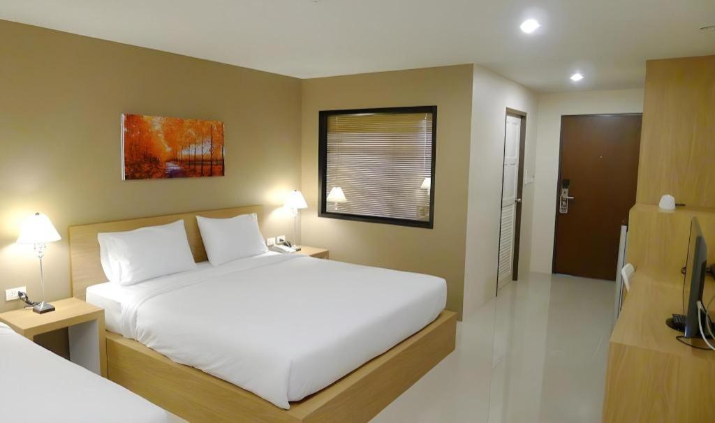 T5 Suites Pattaya Esterno foto
